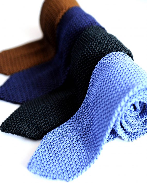 Silk Knitted Tie in Deep Green - Image 3