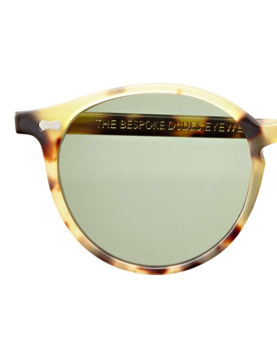 Italian Eyewear - 'Cran': Matte Tortoise Frame Sunglasses with Bottle Green Lenses - Image 4