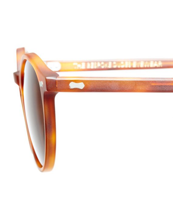 Italian Eyewear - 'Cran': Matte Classic Tortoise Sunglasses with Tobacco Lenses - Image 3