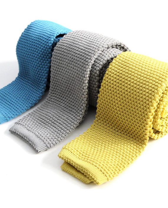 Plain Silk Knitted Tie in Light Grey - Image 4