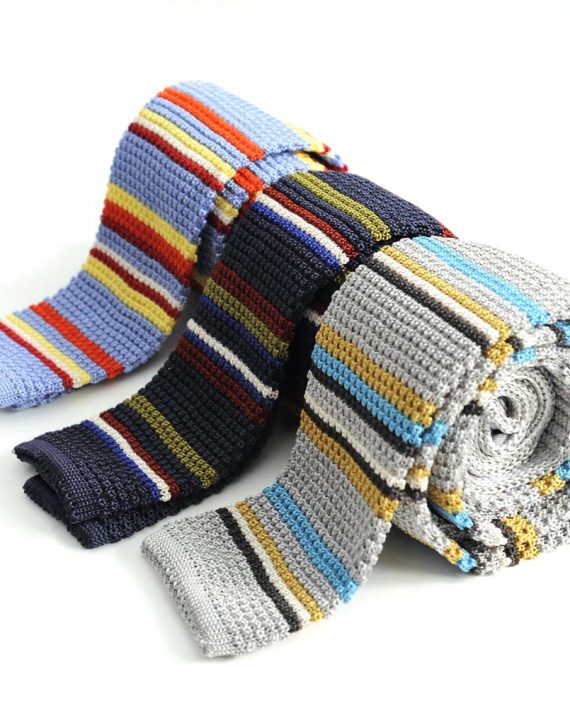 Striped Silk Knitted Tie in Navy - Image 4