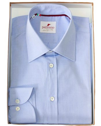 A Men's Point Collar Shirt in Sky Cotton Poplin